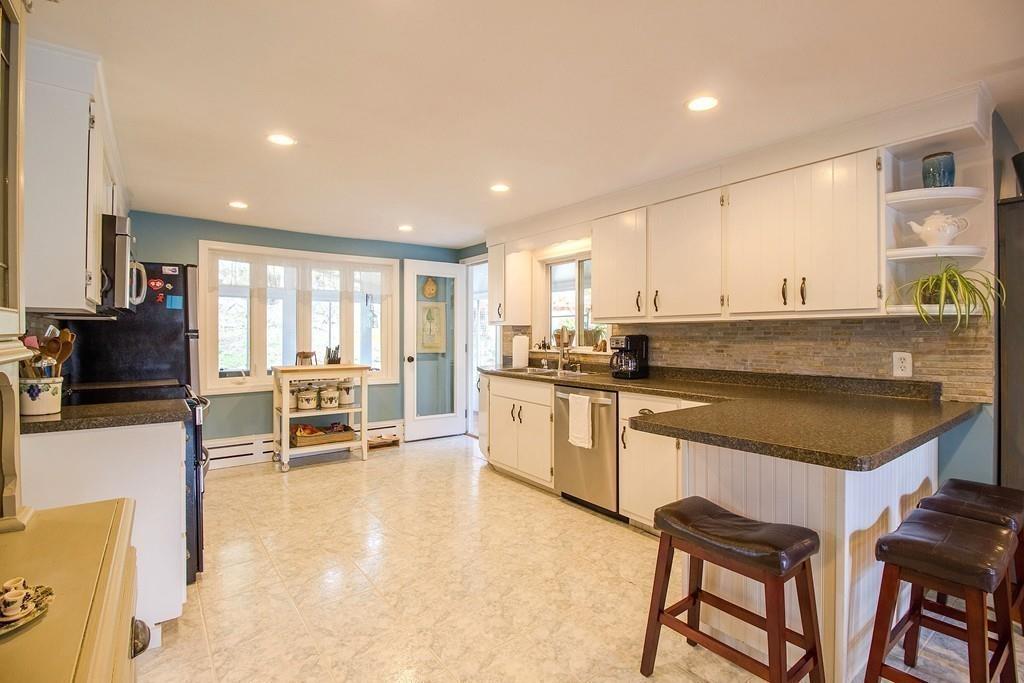 6 Connor Road Beverly, MA 01915 - Photo 11 of 39 Gallery Image 11