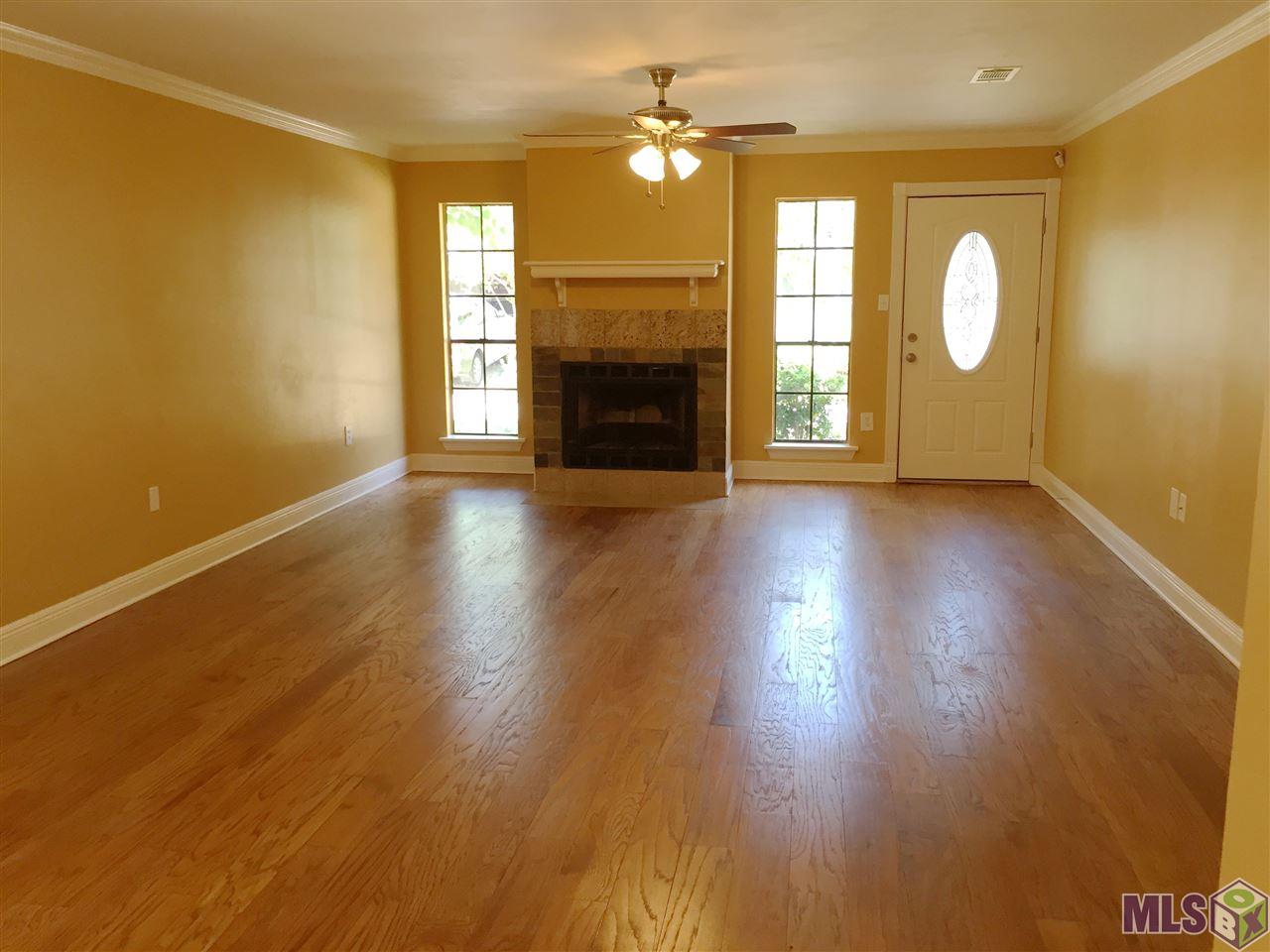 11139 Stanley Aubin Lane Baton Rouge, LA 70816 - Photo 4 of 24 Open Living and Dining room