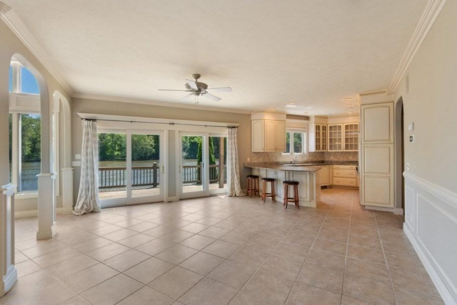 Livingroon Dining room