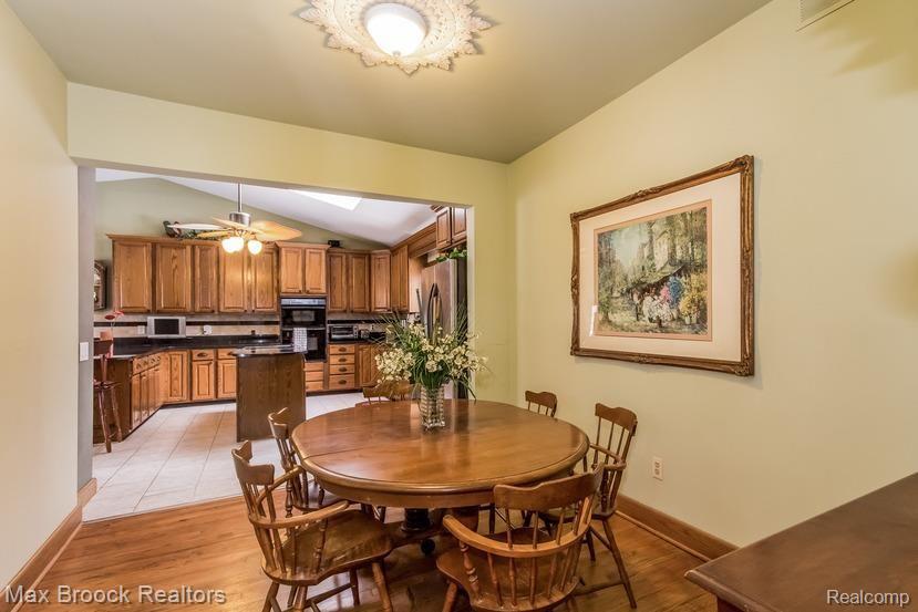 1575 East Leonard Road Leonard, MI 48367 - Photo 8 of 39 011-Dining_Room-1408900-mls.jpg