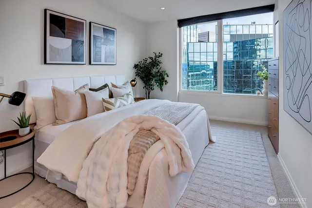 $1,725,000 | 10700 Northeast 4th Street, Unit 2712, Bellevue, WA 98004