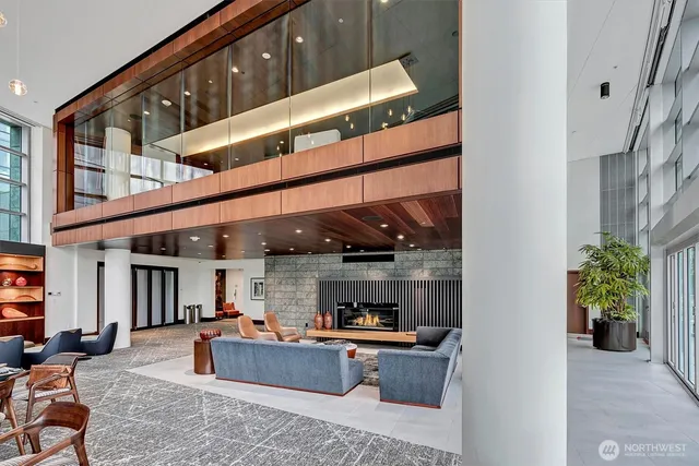 $1,725,000 | 10700 Northeast 4th Street, Unit 2712, Bellevue, WA 98004