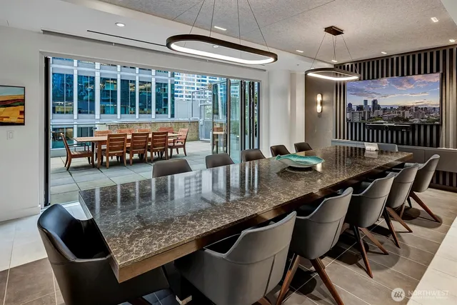 $1,725,000 | 10700 Northeast 4th Street, Unit 2712, Bellevue, WA 98004