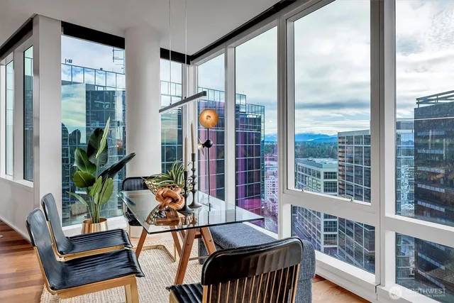 $1,725,000 | 10700 Northeast 4th Street, Unit 2712, Bellevue, WA 98004