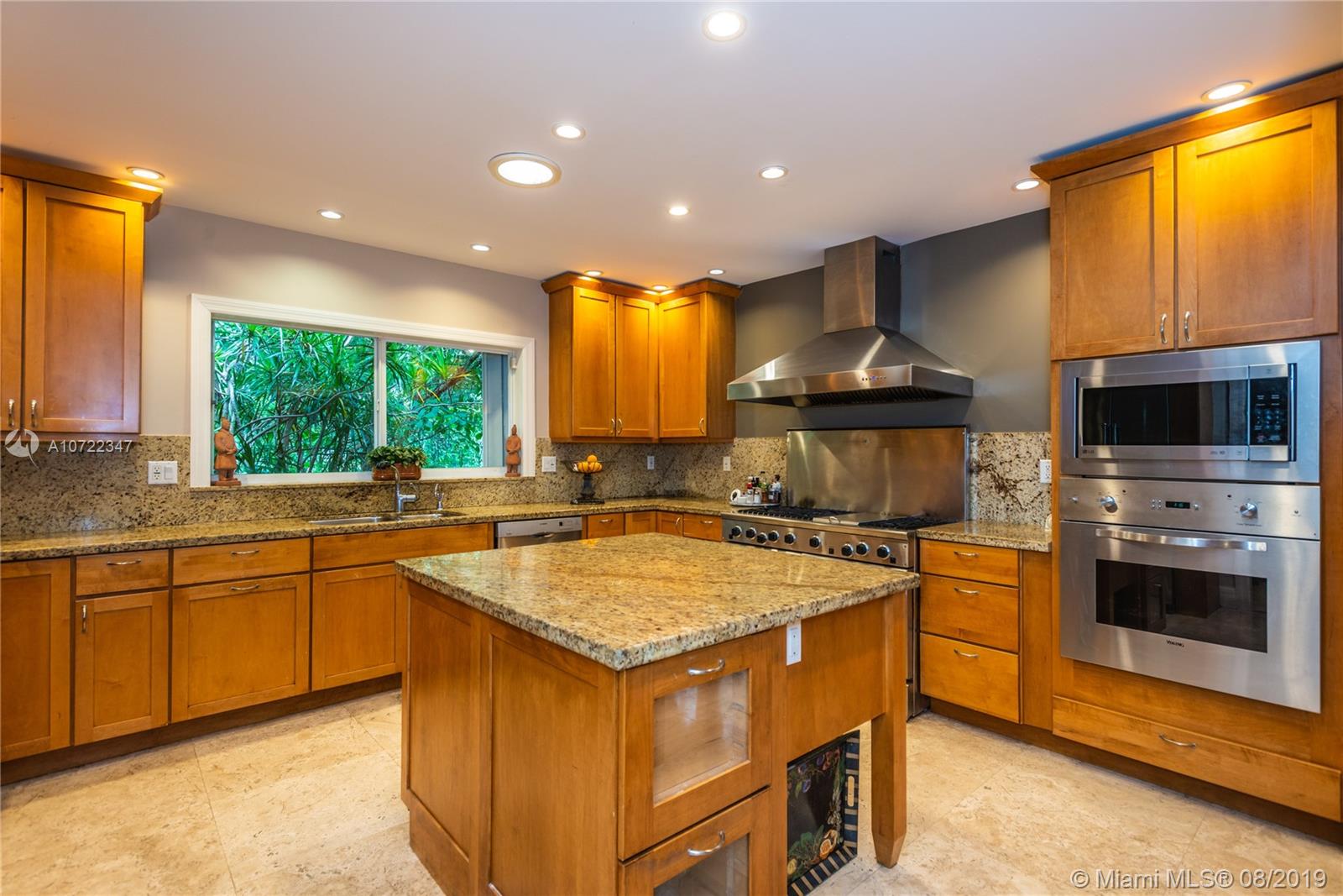4201 Bay Point Road Miami, FL 33137 - Photo 14 of 43
