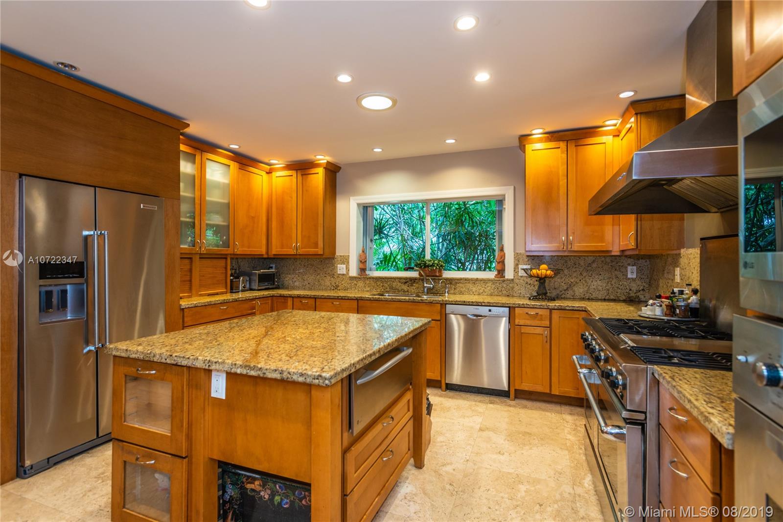 4201 Bay Point Road Miami, FL 33137 - Photo 15 of 43