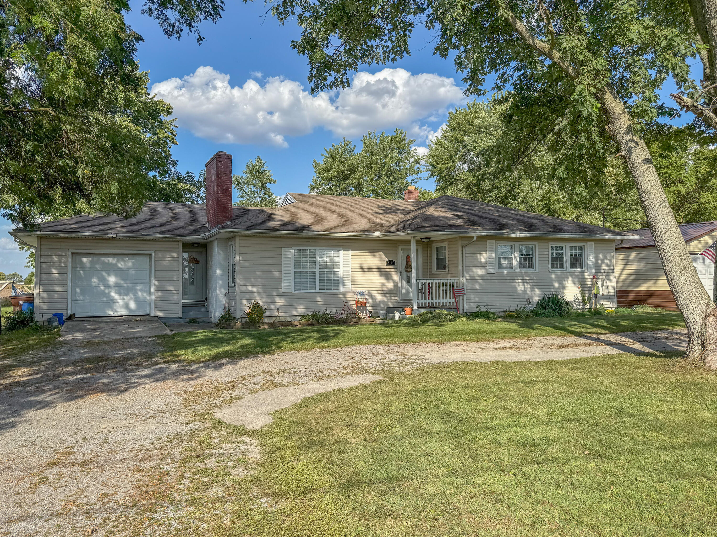 7110 Elida Road Lima, OH 45807 - Photo 2 of 3 Elida - front