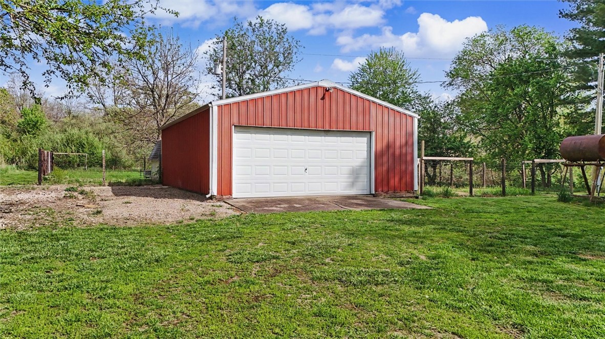 19511 Arrowhead Road Ashmore, IL 61912 - Photo 27 of 39 Gallery Image 27