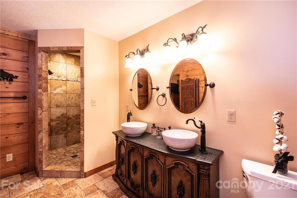 2546 Zacks Farm Road Lenoir, NC 28645 - Photo 26 of 41 Gallery Image 26