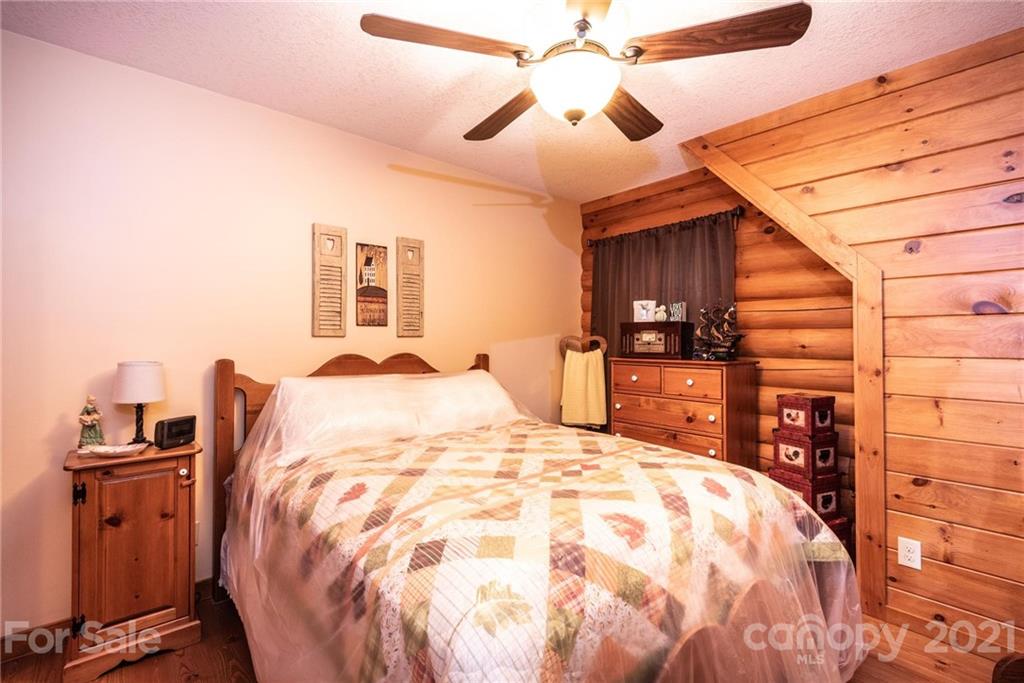 2546 Zacks Farm Road Lenoir, NC 28645 - Photo 27 of 41 Gallery Image 27