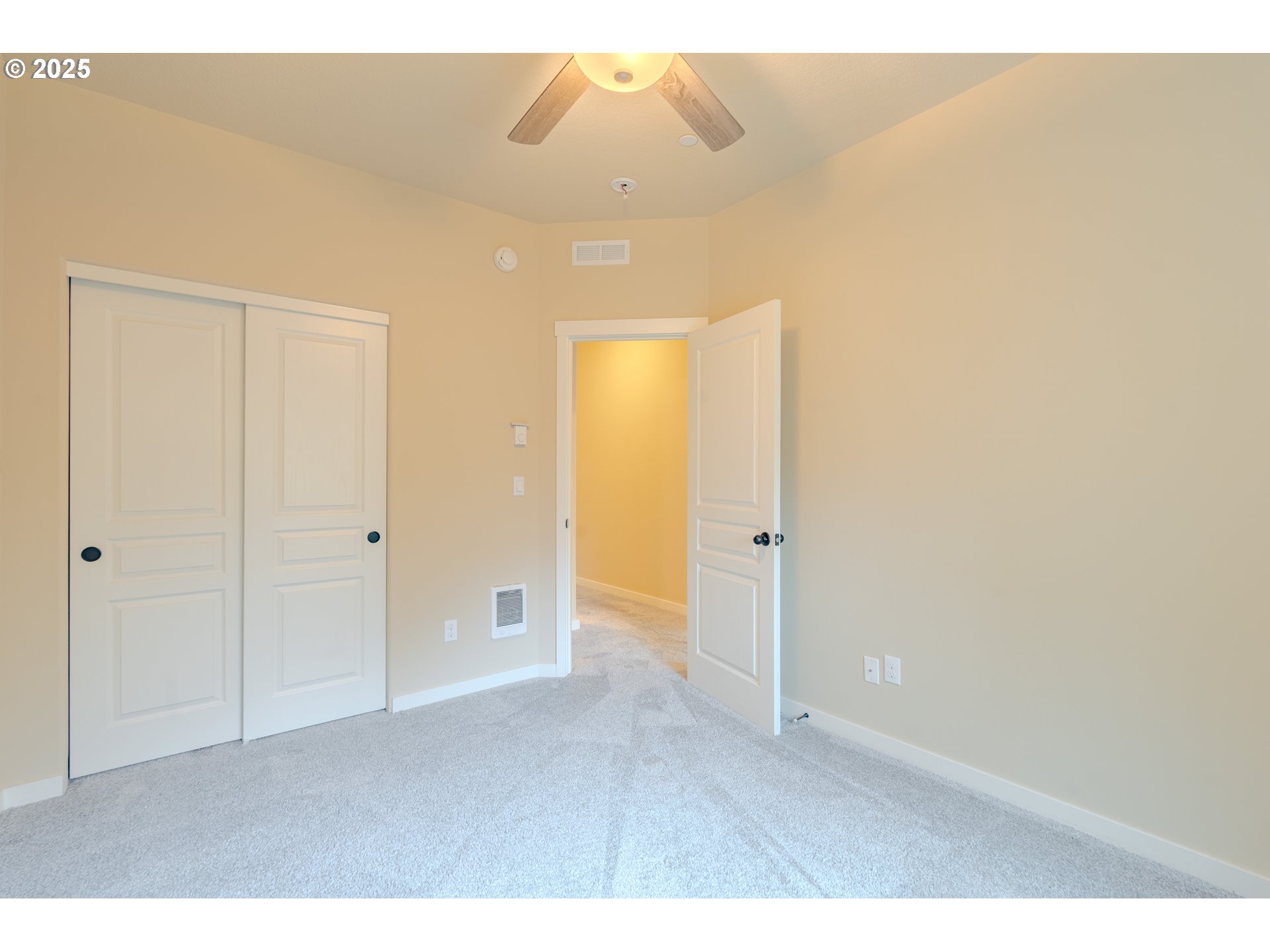 185 North 43rd Place Ridgefield, WA 98642 - Photo 14 of 31 Bedroom