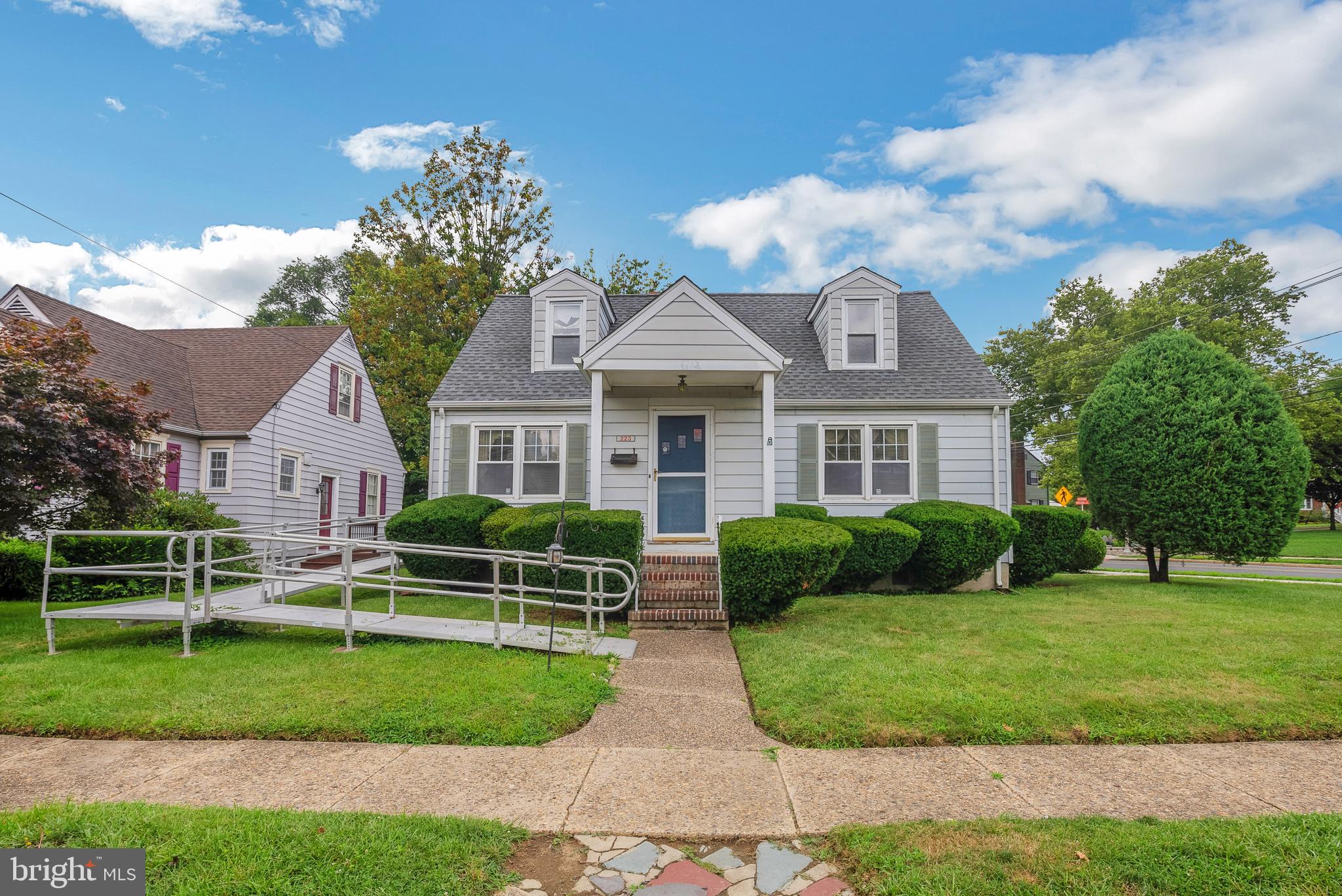 223 Carlisle Road Audubon, NJ 08106 - Photo 1 of 28 Gallery Image 1