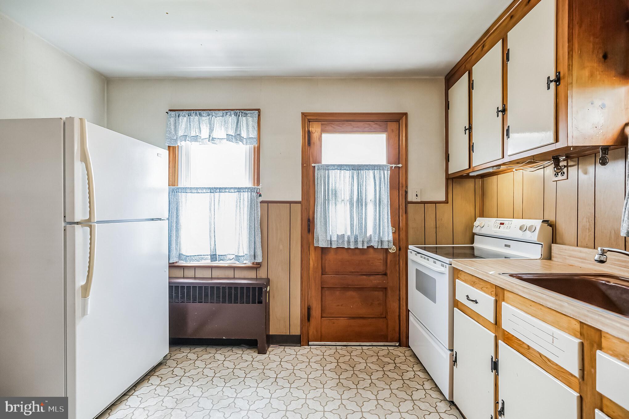 223 Carlisle Road Audubon, NJ 08106 - Photo 12 of 28 Gallery Image 12