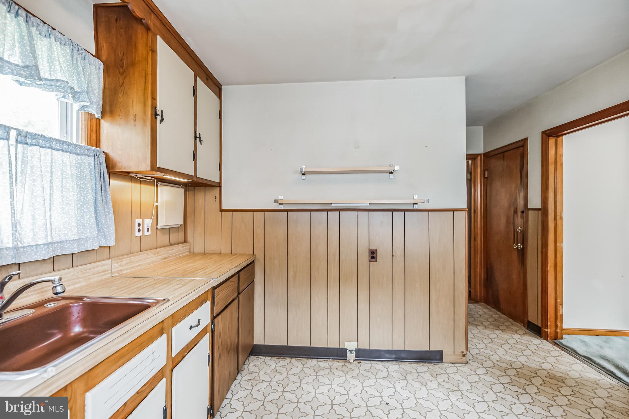 223 Carlisle Road Audubon, NJ 08106 - Photo 13 of 28 Gallery Image 13