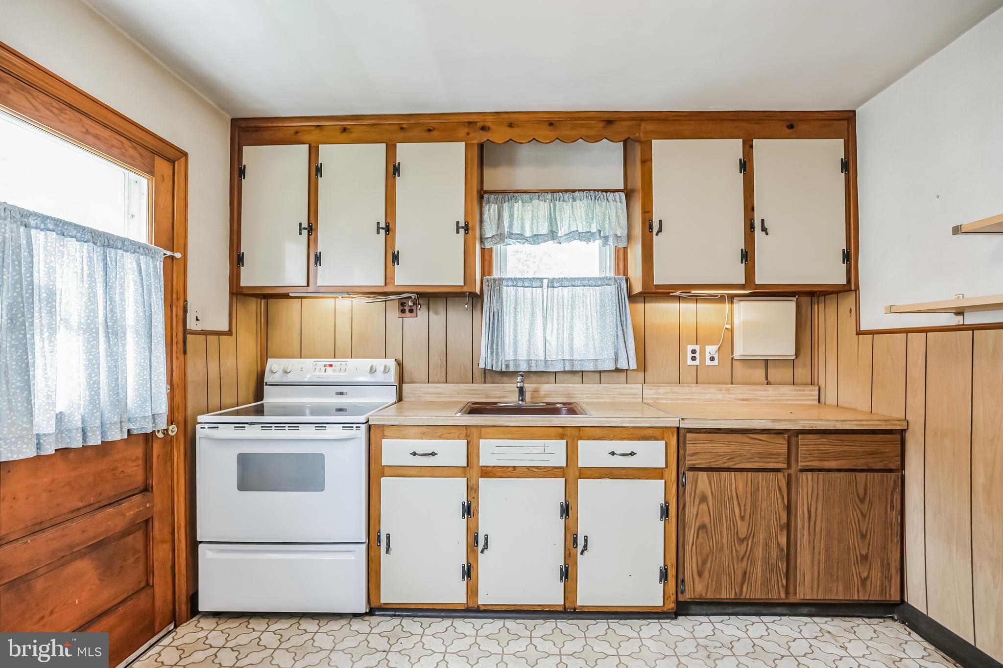 223 Carlisle Road Audubon, NJ 08106 - Photo 10 of 28 Gallery Image 10