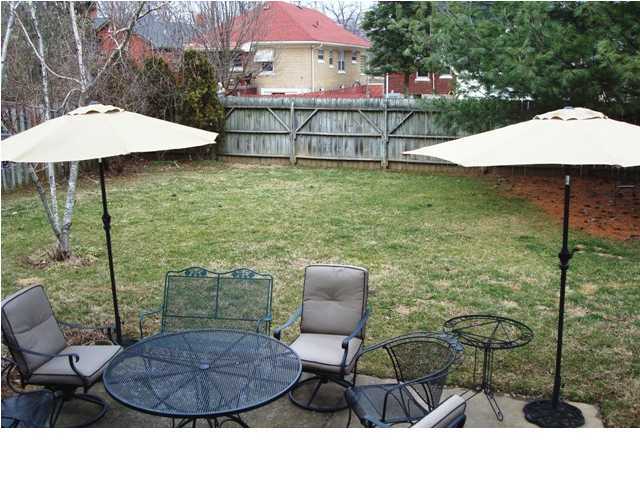 107 Iola Road Louisville, KY 40207 - Photo 11 of 12 Additional Photo