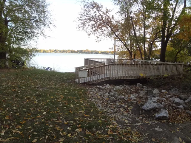 $179,900 | 128.5 Cora Avenue, Unit E, Fox Lake, IL 60020