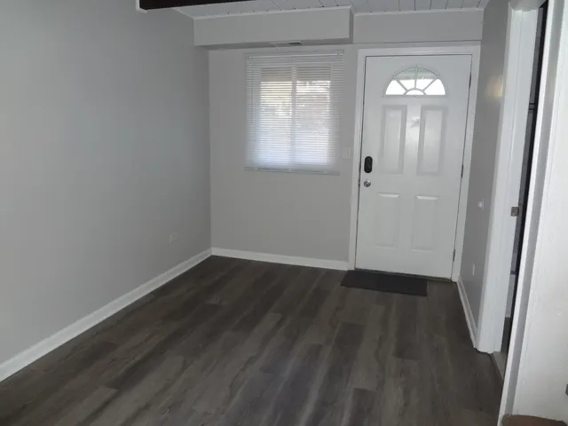 $179,900 | 128.5 Cora Avenue, Unit E, Fox Lake, IL 60020