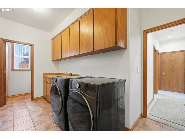 $655,000 | 3857 Southwest Brittany Drive, Gresham, OR 97080