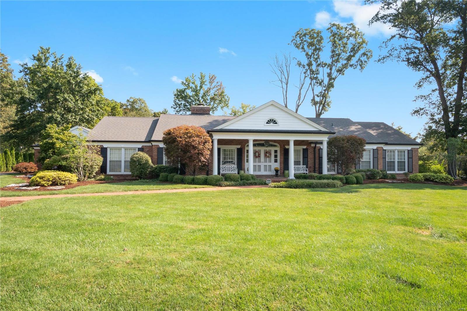 60 Daniel Road Ladue, MO 63124 - Photo 1 of 42 Gallery Image 1