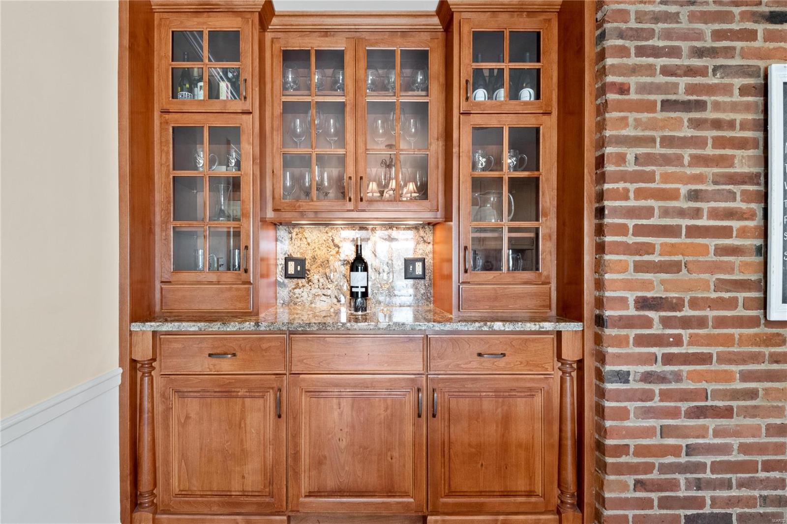 60 Daniel Road Ladue, MO 63124 - Photo 11 of 42 Gallery Image 11
