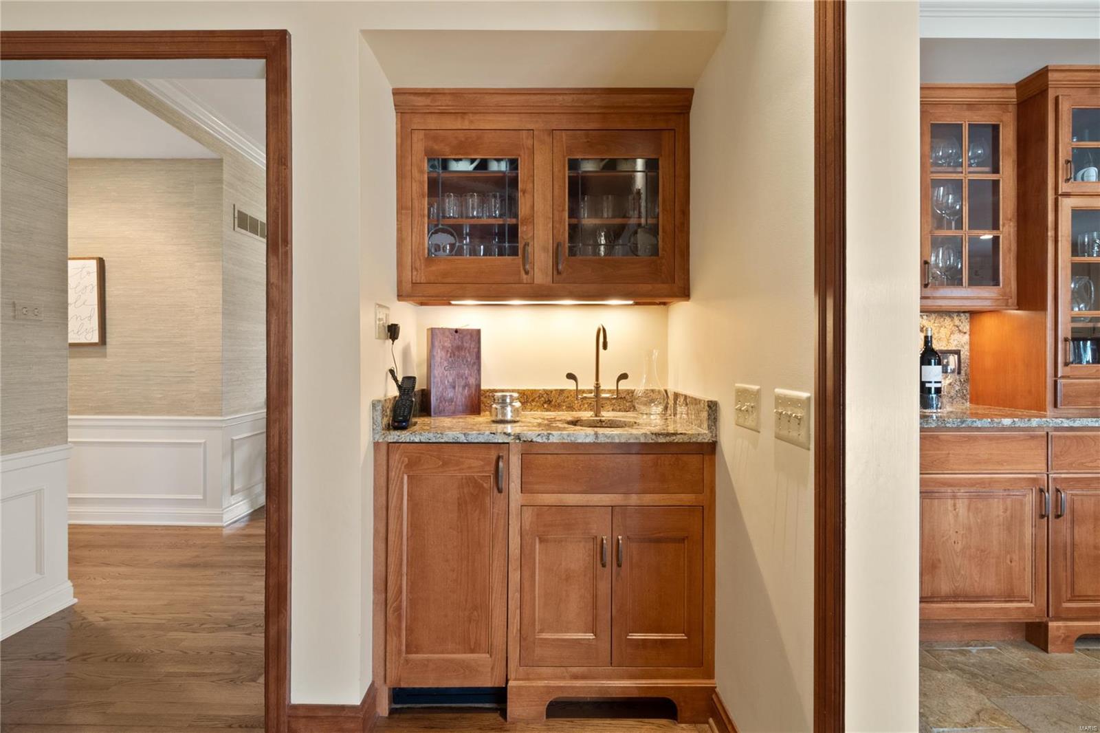 60 Daniel Road Ladue, MO 63124 - Photo 12 of 42 Gallery Image 12