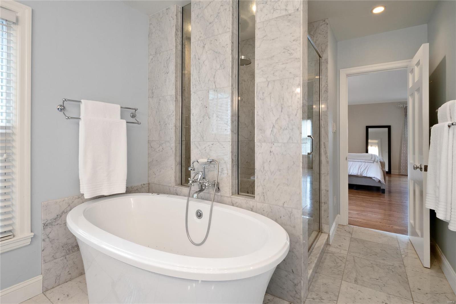 60 Daniel Road Ladue, MO 63124 - Photo 20 of 42 Gallery Image 20