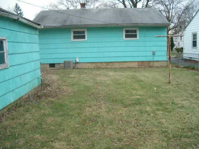 1236 Acton Road Columbus, OH 43224 - Photo 6 of 6