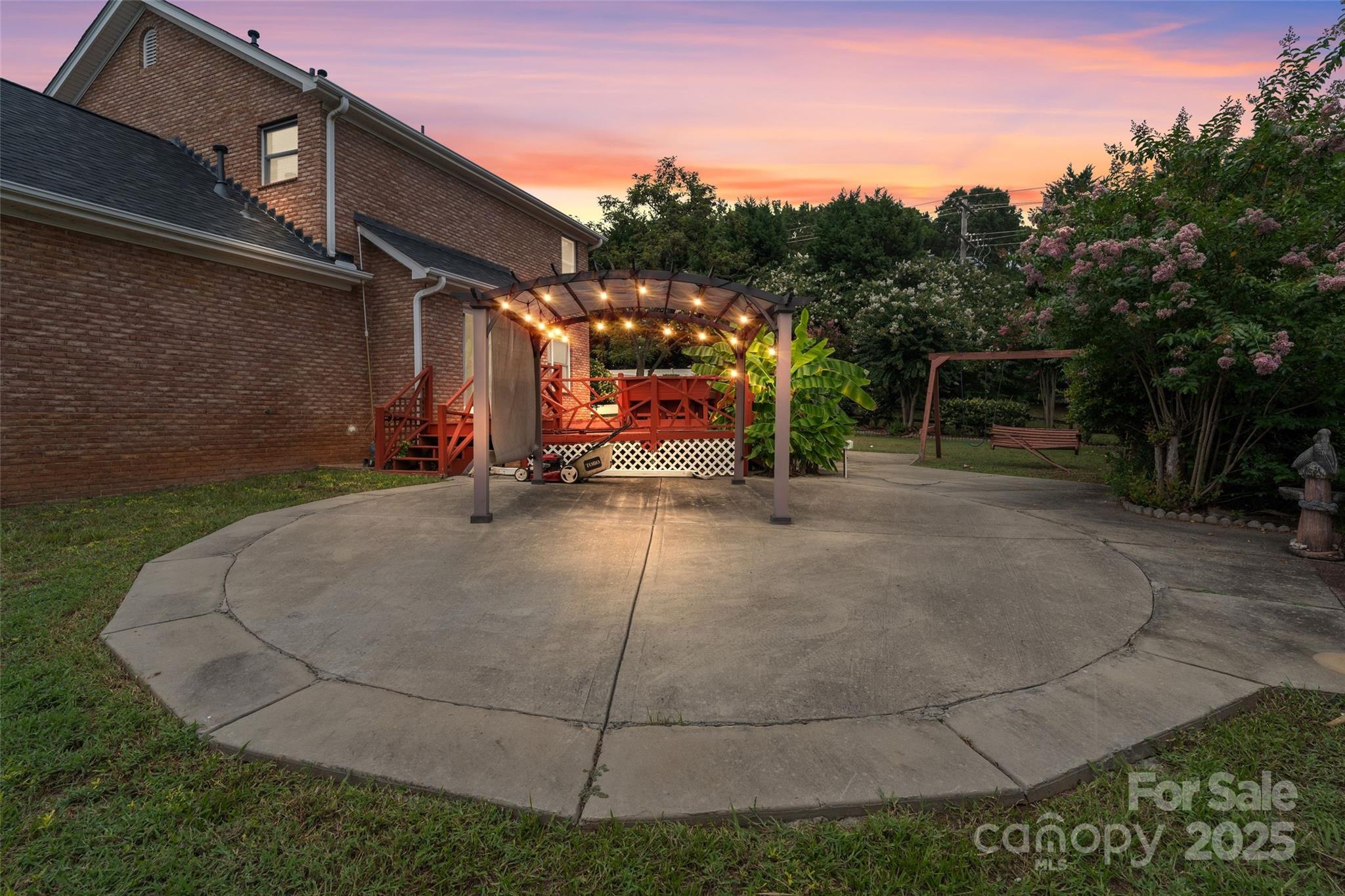 2082 Egret Court Rock Hill, SC 29732 - Photo 31 of 36 a view of outdoor space and yard
