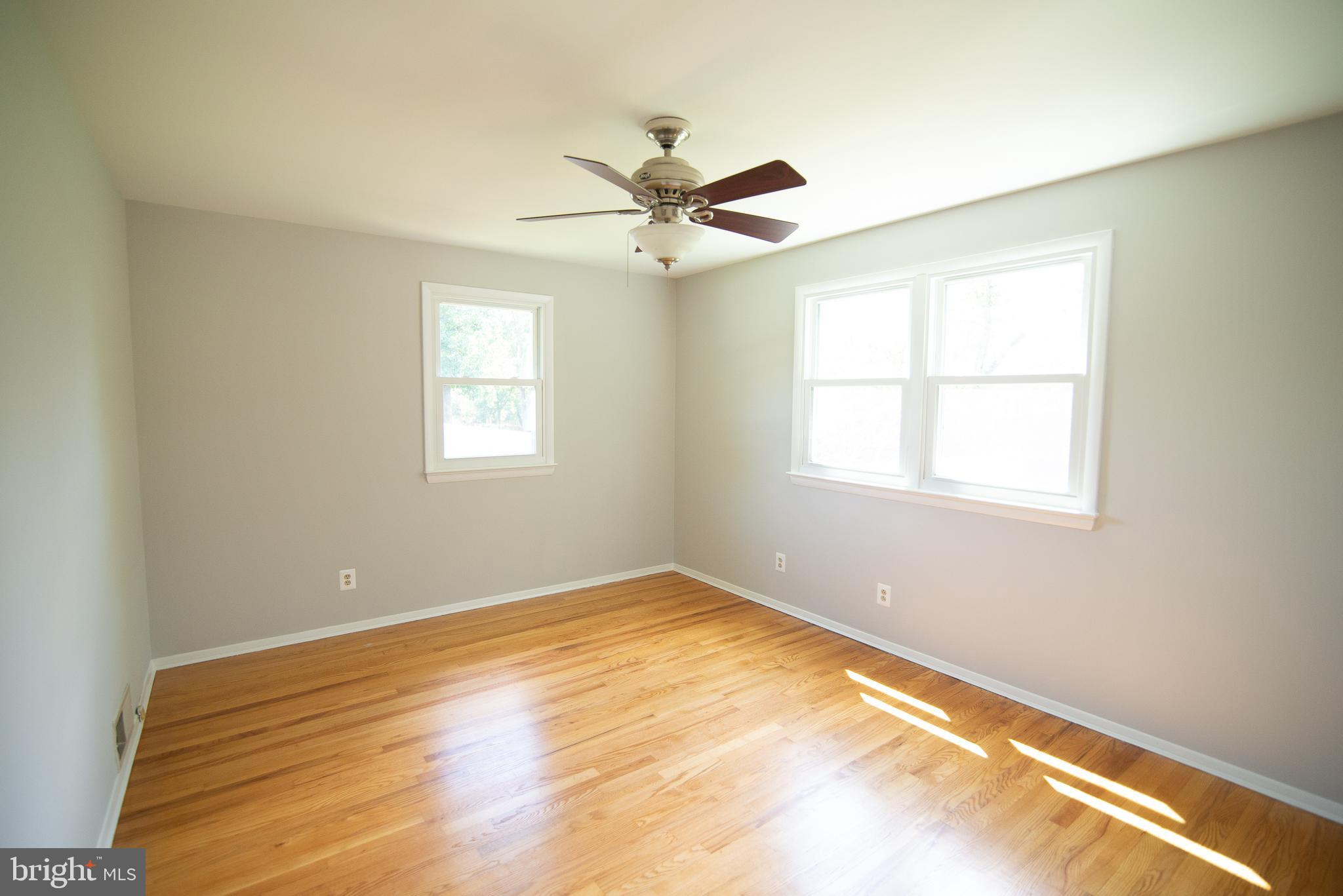 5414 Gainesville Road Springfield, VA 22151 - Photo 19 of 35 Bedroom 2