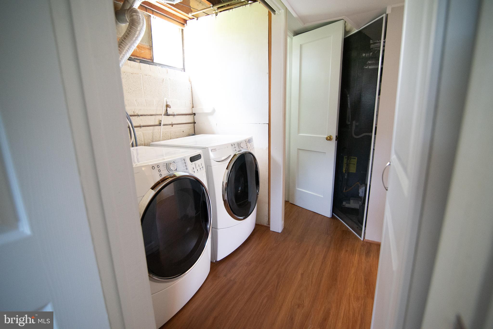 5414 Gainesville Road Springfield, VA 22151 - Photo 26 of 35 New front loading washer and dryer (2019)