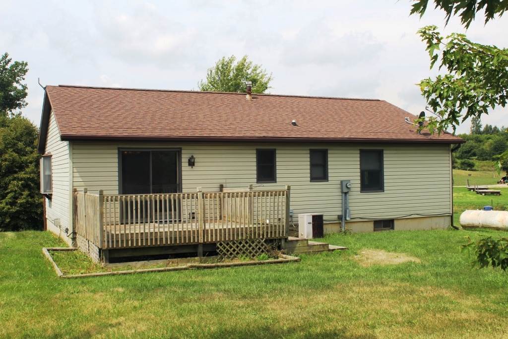 285 East Baseline Road Albion, IN 46701 - Photo 2 of 36 Gallery Image 2