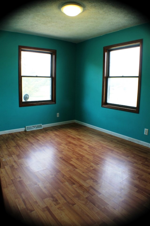 285 East Baseline Road Albion, IN 46701 - Photo 25 of 36 Gallery Image 25