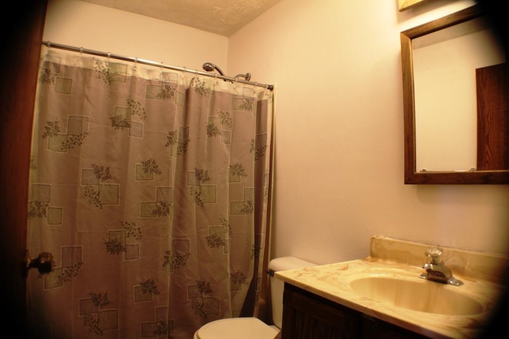 285 East Baseline Road Albion, IN 46701 - Photo 27 of 36 Gallery Image 27