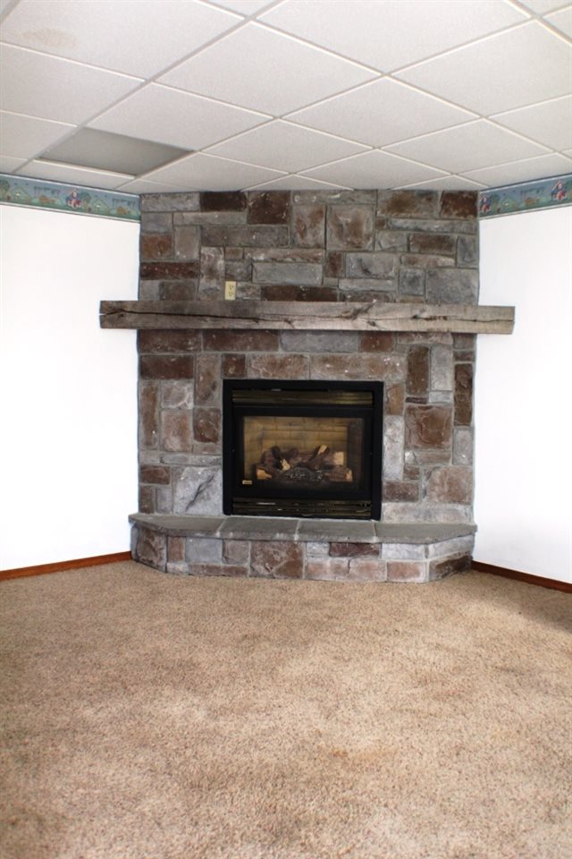 285 East Baseline Road Albion, IN 46701 - Photo 30 of 36 Gallery Image 30