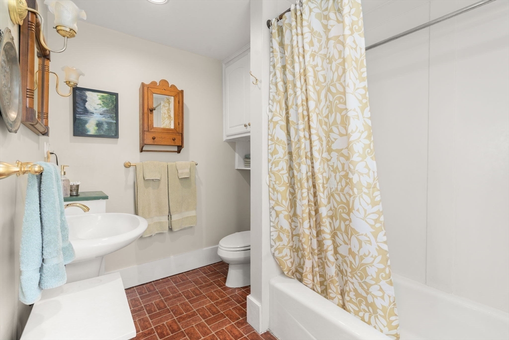 287 Williamsburg Road Conway, MA 01096 - Photo 13 of 42
