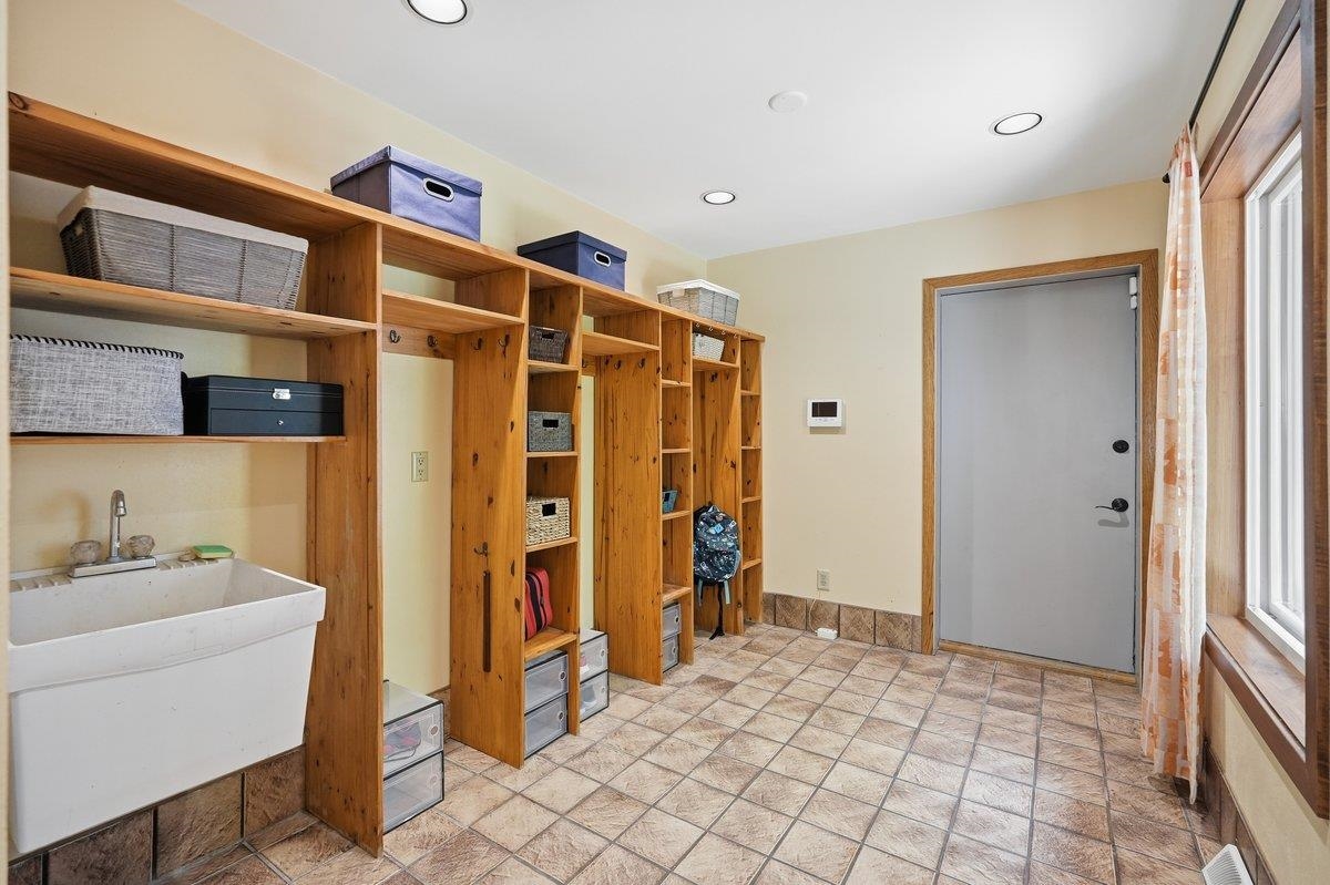 6805 Harvest Hill Road Madison, WI 53717 - Photo 7 of 66