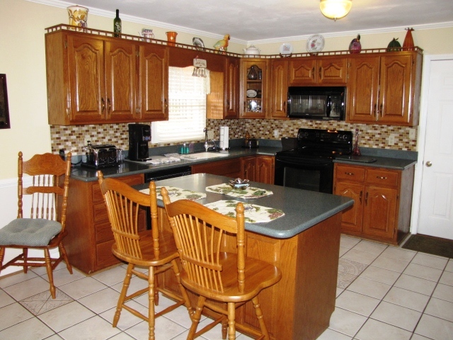 1756 Millbridge Road Salem, VA 24153 - Photo 3 of 59 iMillbridge 010