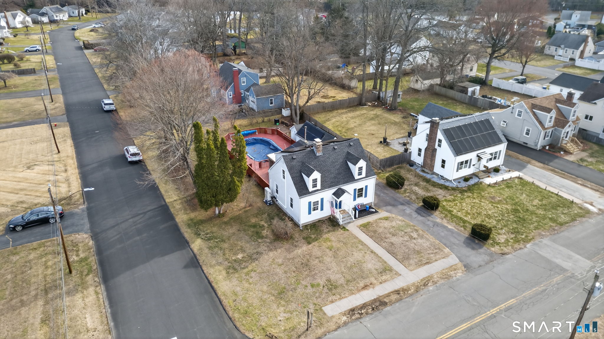 32 Garvan Street Newington, CT 06111 - Photo 29 of 36 an aerial view of a house with a yard