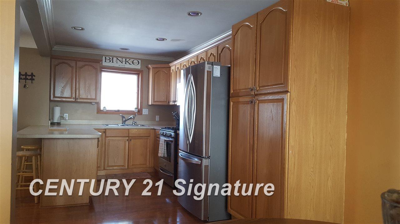 13491 South Horrell Road Fenton, MI 48430 - Photo 3 of 25 Gallery Image 3