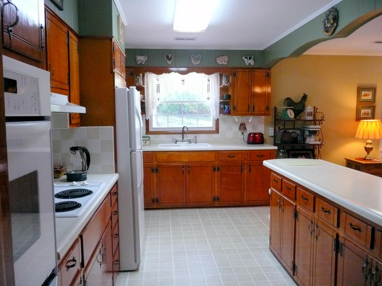 17000 Steekee Road Loudon, TN 37774 - Photo 17 of 40 Kitchen