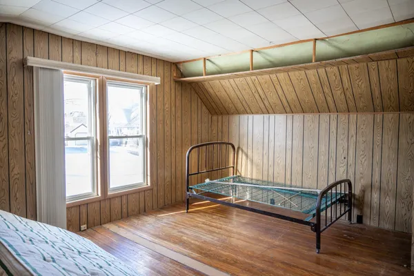 $224,900 | 207 Spring Street, Elroy, WI 53929