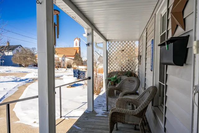 $224,900 | 207 Spring Street, Elroy, WI 53929