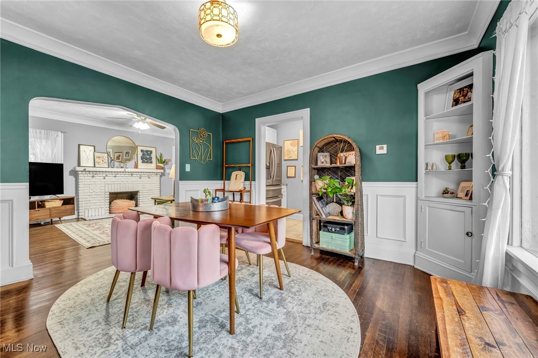 955 Cambridge Road Cleveland, OH 44121 - Photo 9 of 30