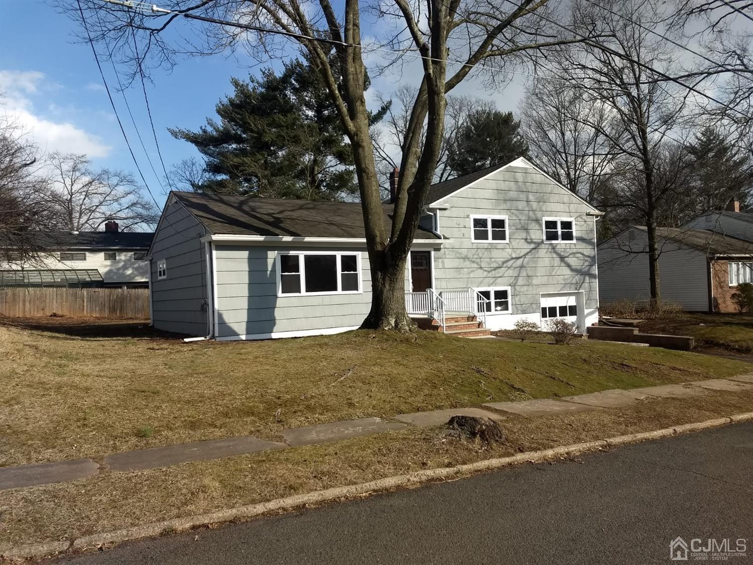 36 Hamlin Road Edison, NJ 08817 - Photo 1 of 34 Gallery Image 1