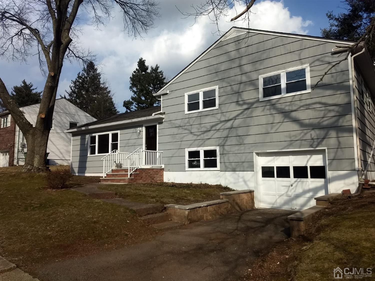 36 Hamlin Road Edison, NJ 08817 - Photo 2 of 34 Gallery Image 2