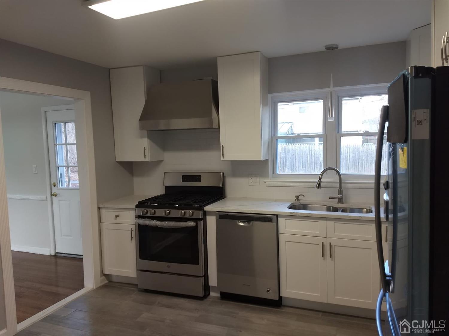 36 Hamlin Road Edison, NJ 08817 - Photo 12 of 34 Gallery Image 12