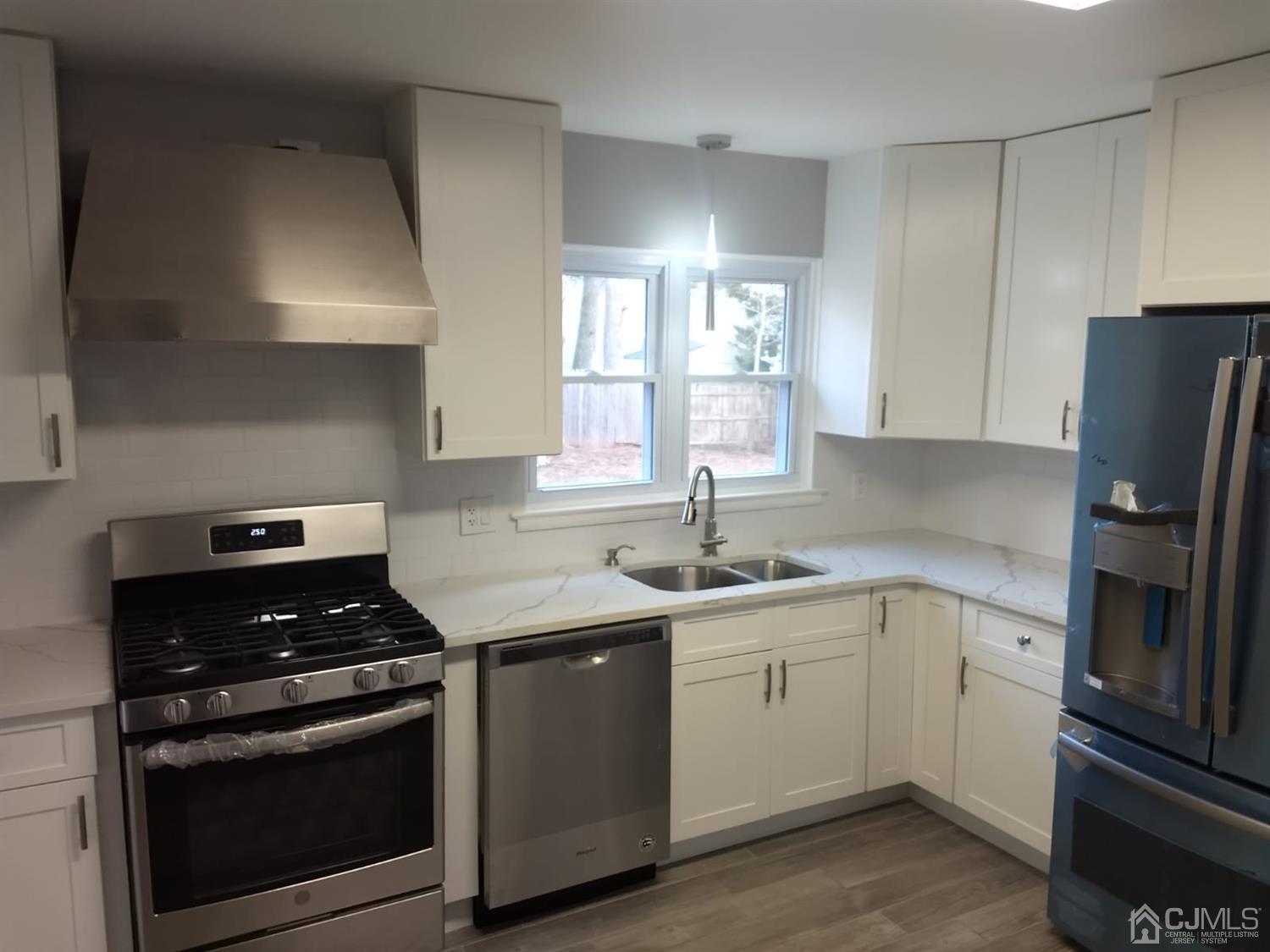36 Hamlin Road Edison, NJ 08817 - Photo 17 of 34 Gallery Image 17