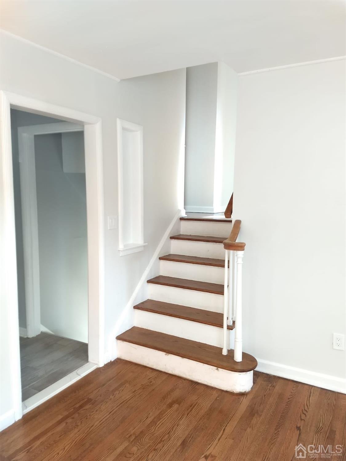 36 Hamlin Road Edison, NJ 08817 - Photo 9 of 34 Gallery Image 9