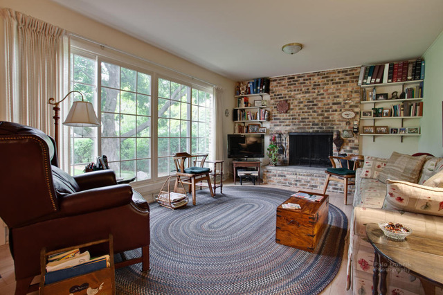 325 Birkdale Road Lake Bluff, IL 60044 - Photo 13 of 25 Gallery Image 13